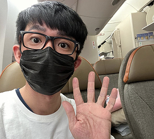 太想妹妹了！阿滴直奔美國突襲滴妹影片登熱播冠軍