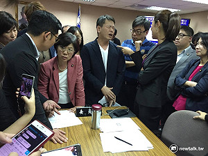 尤美女妥協！同性婚姻修法「先公聽再審查」