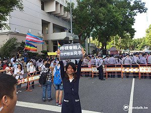 踐踏同志人權  自然可以踐踏新聞自由