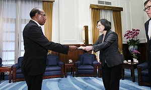 蔡英文：與索國合作 回應歐盟打擊非法漁撈