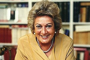 西班牙馬路轉型正義  命名以女性取代大官