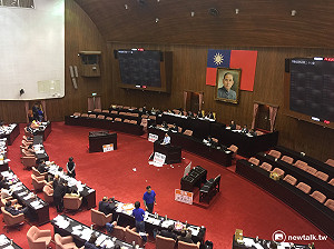 綠版特休假通過  勞工滿半年可休3天