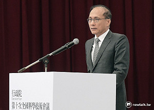 林全：勞工享週休二日  多數沒放7天假