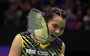 球衣未試穿比賽卡卡 高市聲援戴資穎