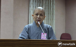 普發1萬「被迫收錢」 釋昭慧轟藍白竊國：執政團隊棄械投降成共犯