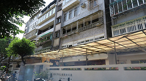 新北新店公寓裝電梯 高齡返家無障礙