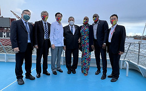 聖文森及格瑞那丁總理參訪高雄港  吳釗燮親自陪同