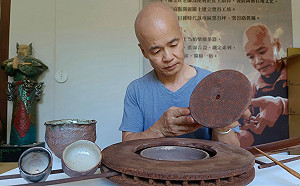 臺灣文博會品牌商展登場  窯谷工坊陳金旺化腐朽為神奇