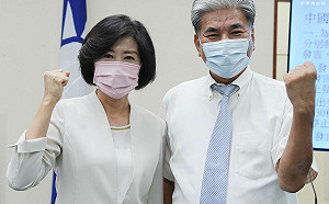 嘉義縣長候選人王育敏國家級顧問團隊登場