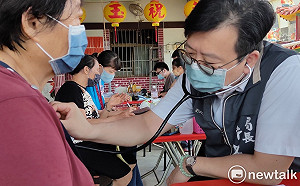 行動力超前部署迎戰BA.4、BA.5   台南深入偏鄉替長輩接種疫苗
