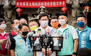 林智堅退選桃市長   林佳龍讚「智慧」跟「堅強」兼具