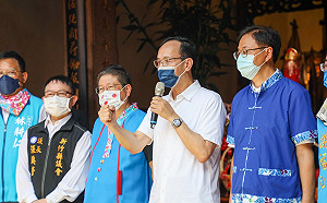 鄭運鵬接棒參選 朱立倫狠批：背叛母校、從頭到尾沒是非