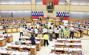 綠議員要求簽連任做好做滿聲明 侯友宜：把握當下做好市政工作