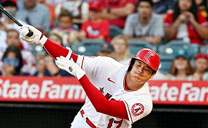 好勇！大谷連續自打球仍奮勇硬上