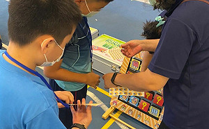 夏日小孩放電！新北消防穿越濃煙大作戰！