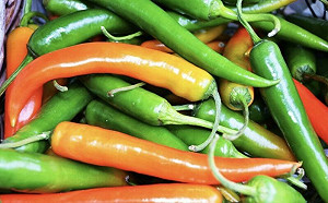 別喝冰水！辣椒太辣「1飲品」化解