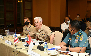 籲勿對導彈穿越台灣上空視而不見 美、英軍官憂中國軍演或將成「常態」