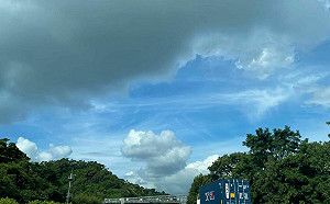 提早出現「泡泡雲」彭啟明：今日午後雷陣雨旺盛
