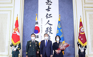 文在寅推小說《哈爾濱》讚擊斃伊藤博文的安重根 銷售量大漲78.2 %