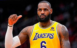 詹皇和湖人續簽兩年　總金額29.1億