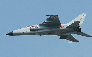 解放軍6艦、17機擾台 8架次越中線、主力變成「殲轟-7」