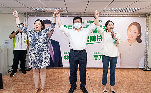 出席樹林議員座談會  林佳龍偕高乃芸盼以政策吸引中間選民