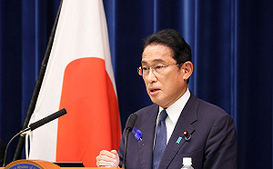 才剛打完第4劑 岸田文雄低燒、咳嗽確診新冠