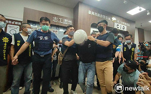 殺警兇嫌林信吾外役監服刑才幾個月就可休假?  羅友志 : 誰幫他關說的