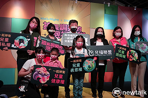 別拿寵物選舉？陳時中：黃珊珊也PO愛狗照片