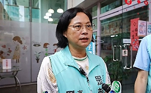 林智堅中華大學碩論被認定抄襲 賴香伶左批鄭運鵬右打張善政