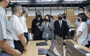 數位部今掛牌  唐鳳：不做數位集權的老大哥