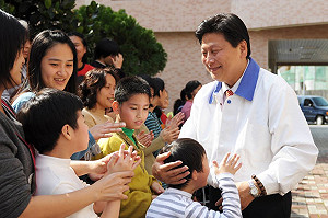 縣市長施政滿意度 傅崐萁奪冠