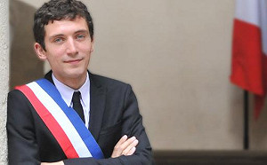 向英國致敬？法極右派小市長命名脫歐路