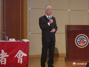 春節疏運 賀陳旦：壅擠時間上路不應給保證