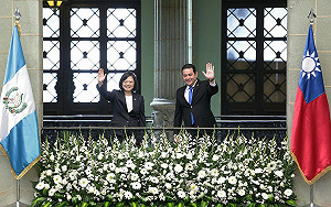 援瓜國公路工程  府：稱金援外交是外行