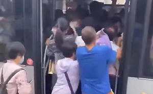 要N95才能搭公車！搶在20大前清零 中國防疫加嚴 北京週邊多封城