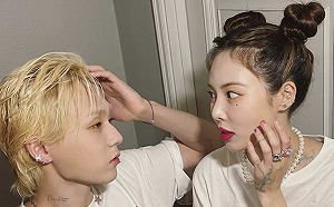 離開前東家！繼Jessi後泫雅告別老闆PSY