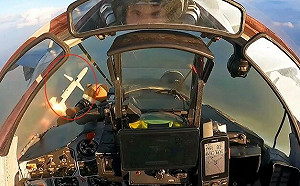 緊急關機也躲不掉! 烏克蘭公佈作戰畫面：米格-29發射美製反雷達導彈