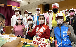 台南朝野議員參選人赴選委會登記  分提不同訴求爭取選民支持