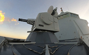 (影) 中國萬噸大驅「無錫艦」火砲射擊畫面曝光！解放軍：重點在「實戰化訓練」