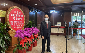 蔡其昌帶職參選 游錫堃：越靠近投票日可能請假