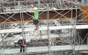 若颱風停班勞工不出勤 新北勞工局提醒雇主不得視為曠工