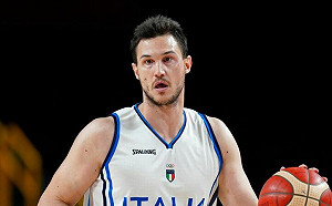 Gallinari的膝傷要休息6到12個月