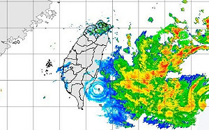 太神奇！雷達圖驚見綠島上空「防護罩」  網友給答案