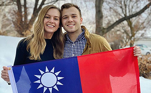 被質疑不繳稅用台灣健保？百萬YouTuber莫彩曦：我們都自費