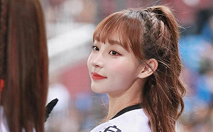 林襄舊照流出挨酸「假掰」！生日轉發粉絲祝福：不用擔心我