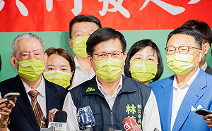 侯友宜出書談五股垃圾山改造 林佳龍嗆：拆違建一般警察就會做