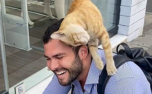 浪橘喜歡他！使出渾身解數求包養