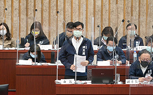 赴議會報告施政計畫與總預算案 陳其邁：加緊市政建設兼顧財政紀律