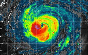 「梅花」颱風再擦邊！網驚：近3年颱風控球很準